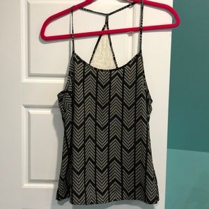 En Creme tank top size medium